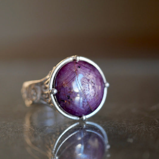 85. Star Sapphire Silver Ring / 24R-41