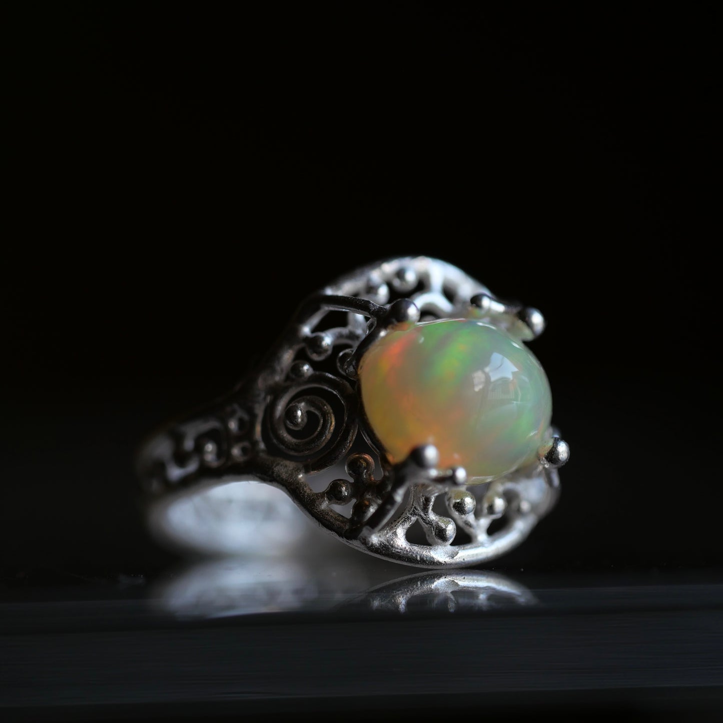 93. Ethiopian Opal Silver Ring / 24R-407