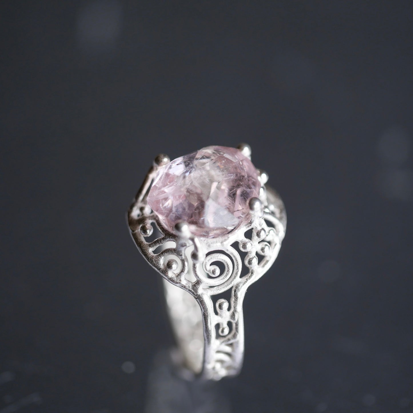 94. Morganite Silver Ring / 24R-384