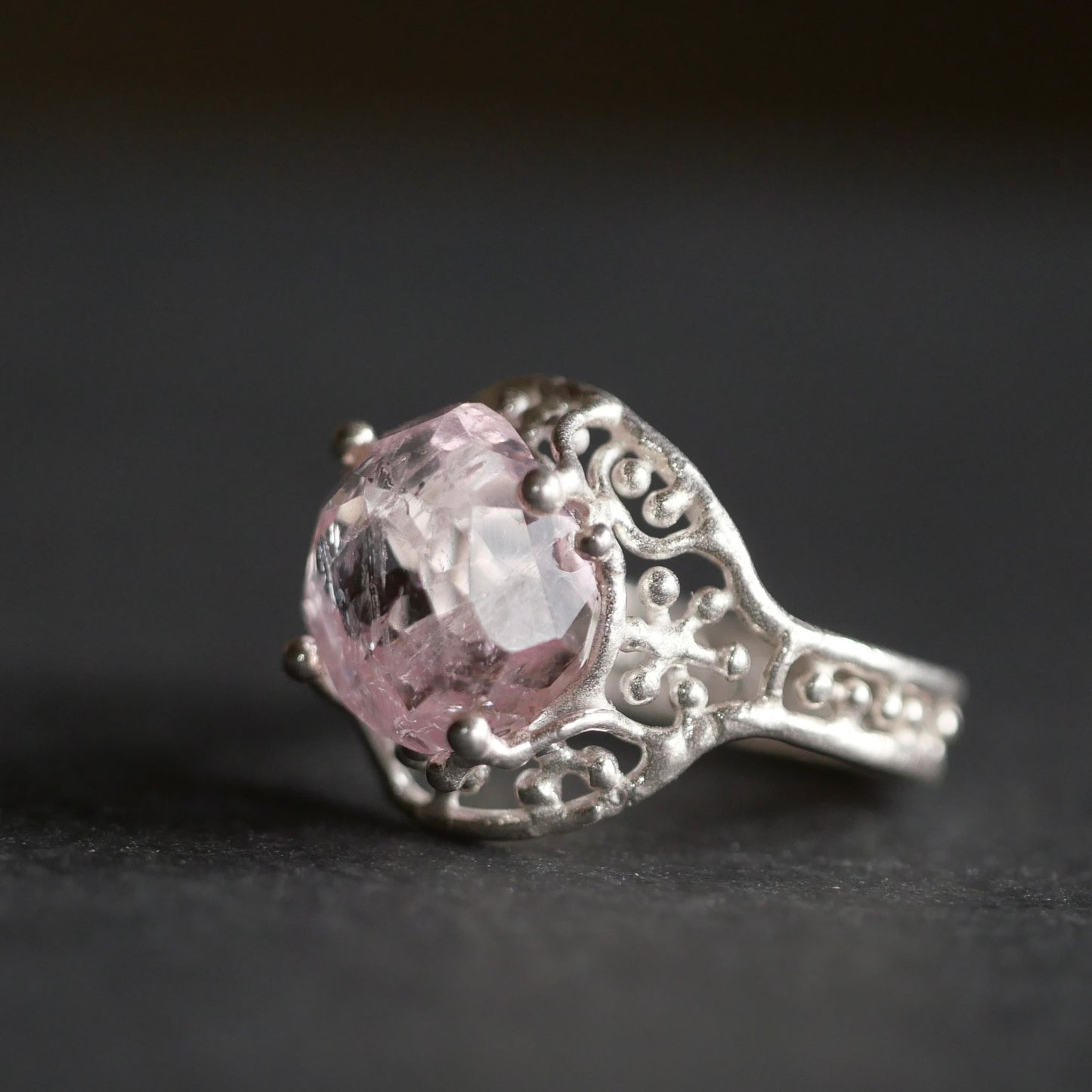 94. Morganite Silver Ring / 24R-384