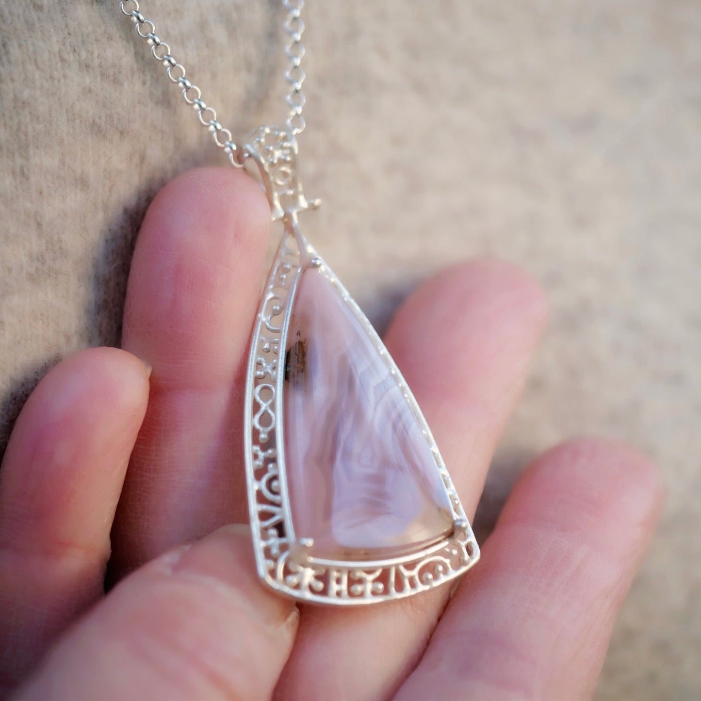 7. Laguna Agate Pendant / P-39