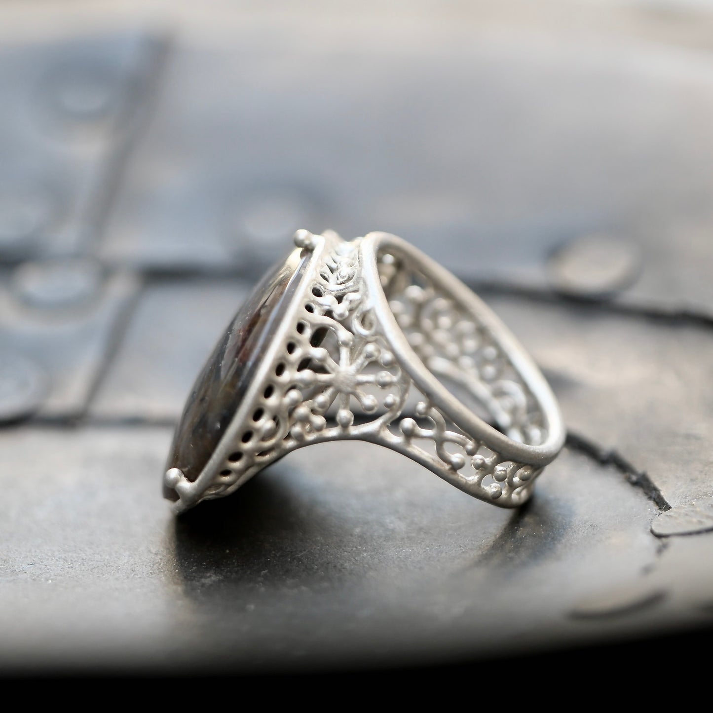 16. Sapphire Silver Ring / 22R-246