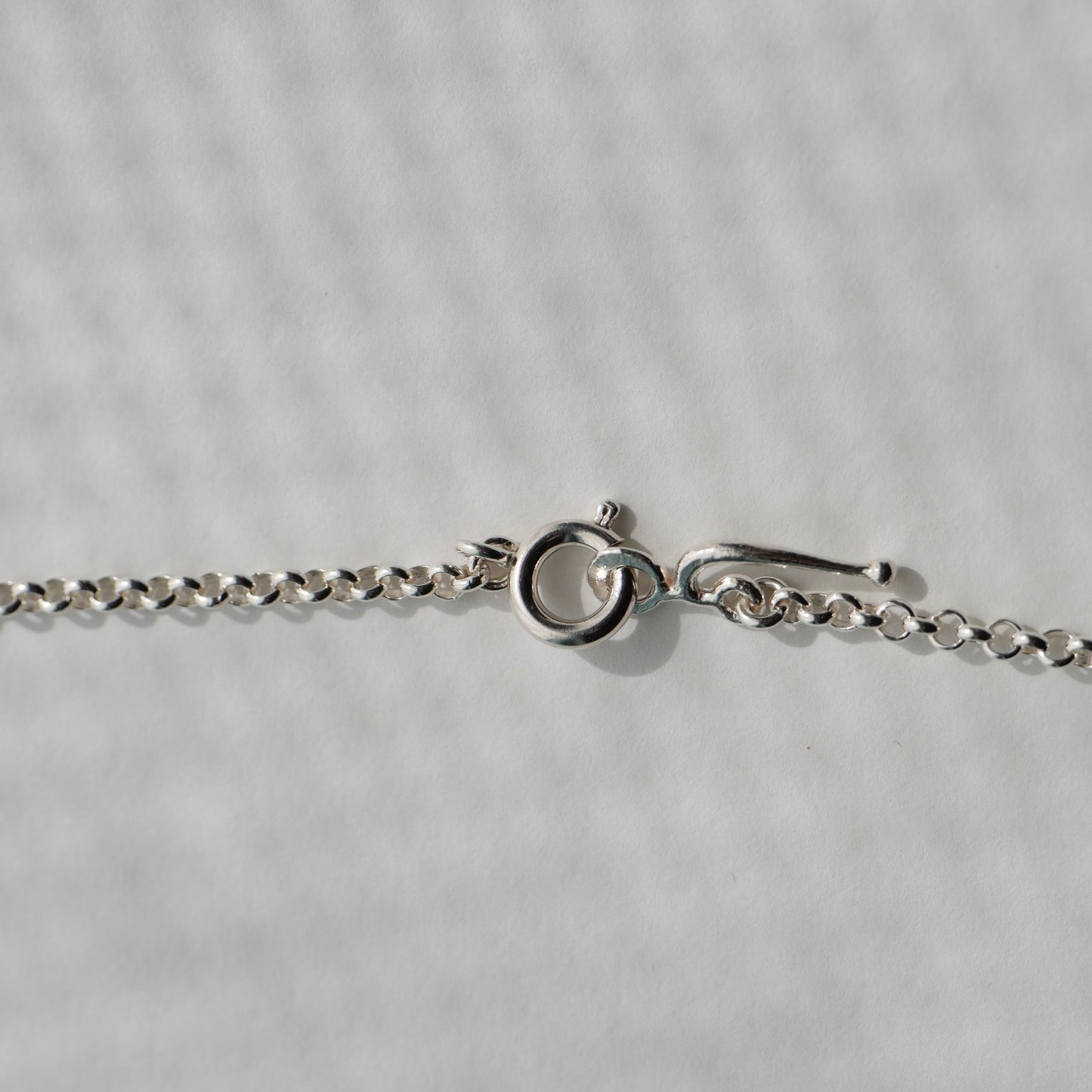 28. Blue Chalcedony Neckless / 22R-55