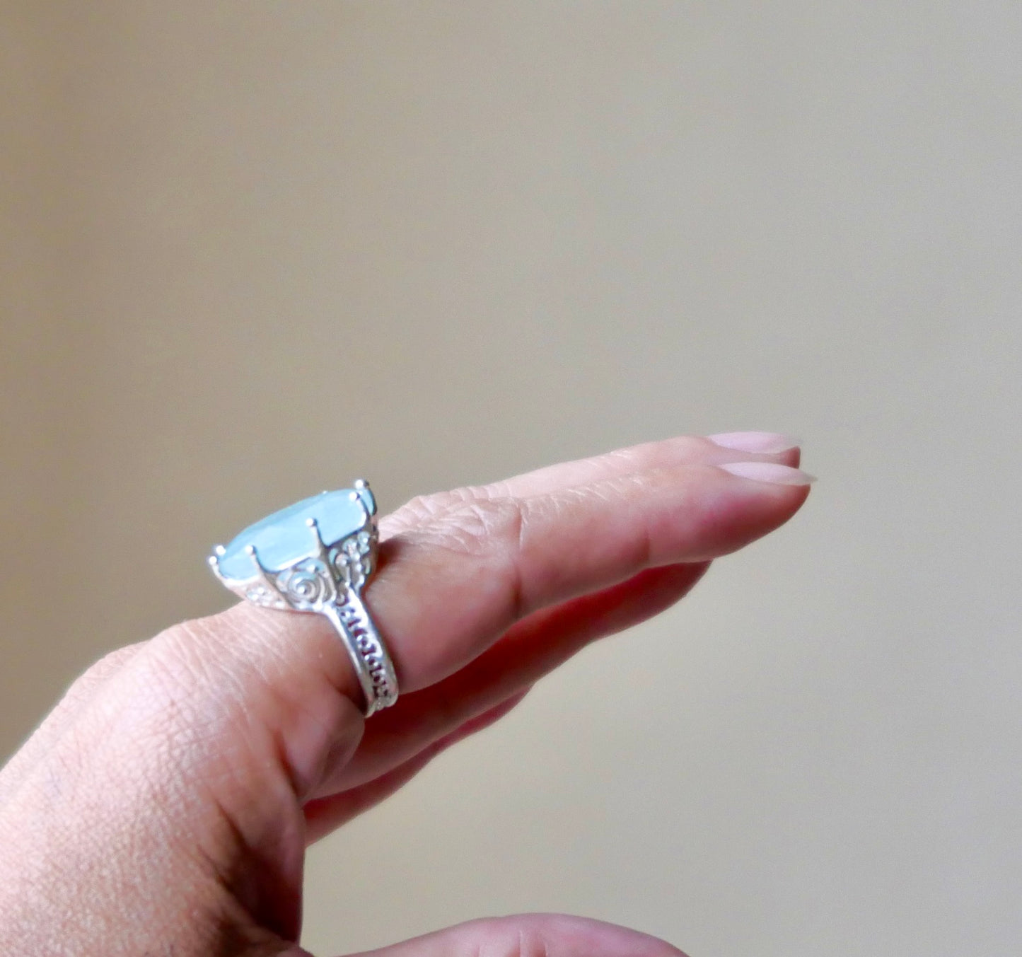 33. Aquamarine Silver Ring / 23R-55