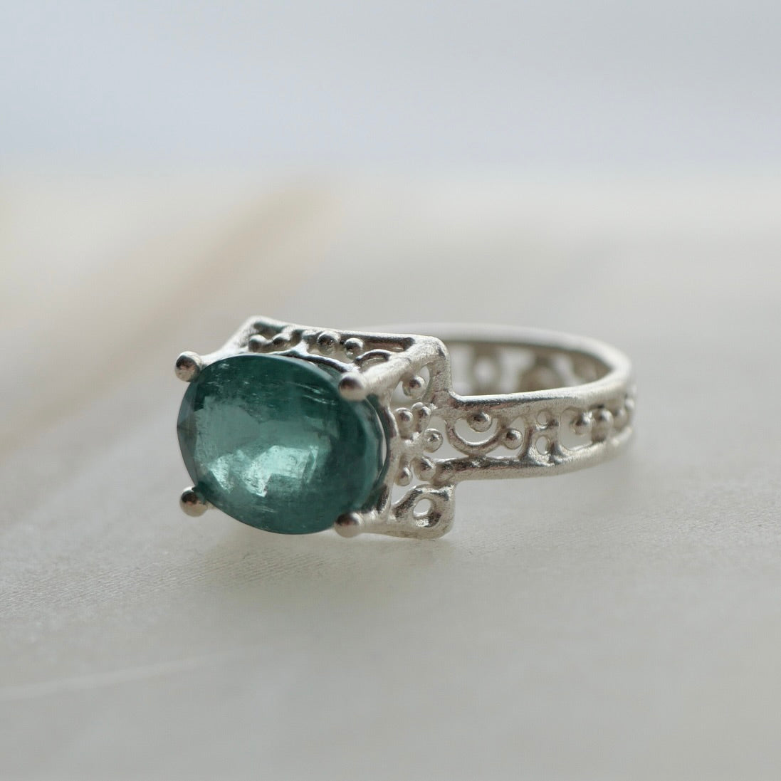 37. Green Kyanite Silver Ring / 23R-196