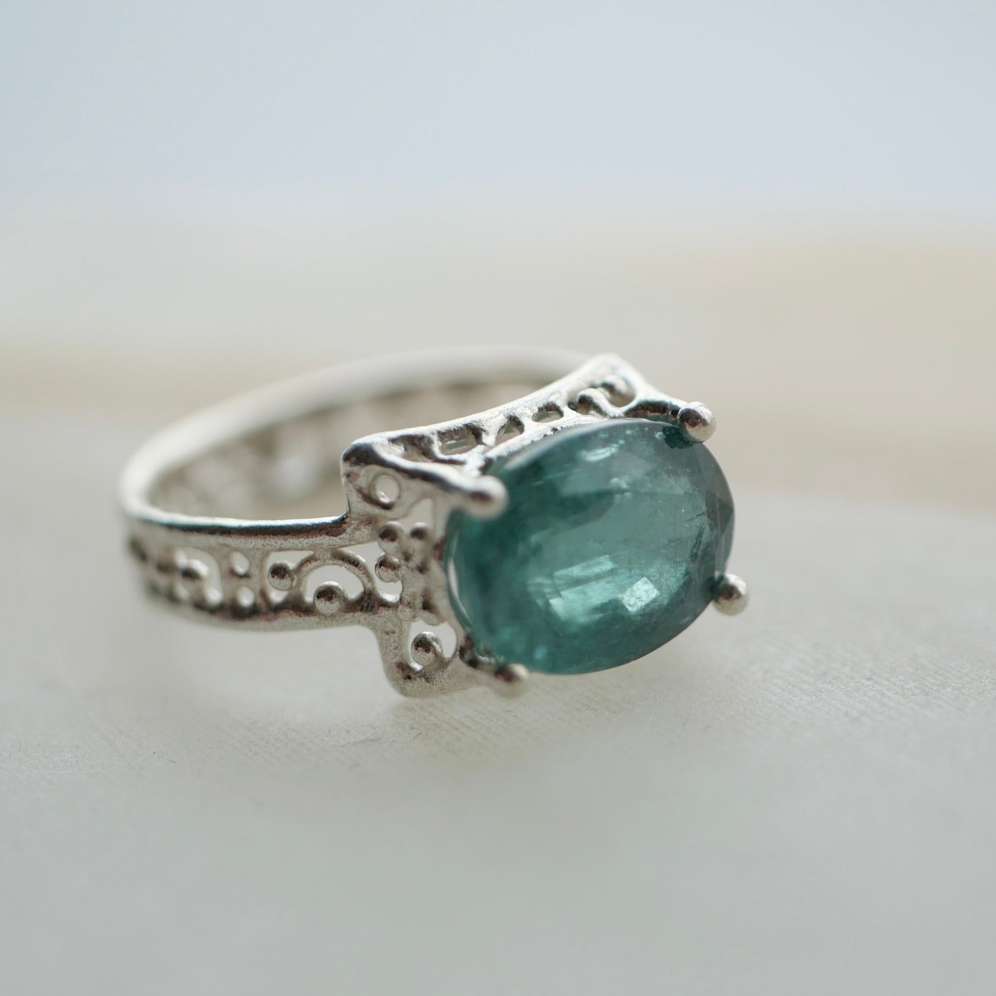 37. Green Kyanite Silver Ring / 23R-196