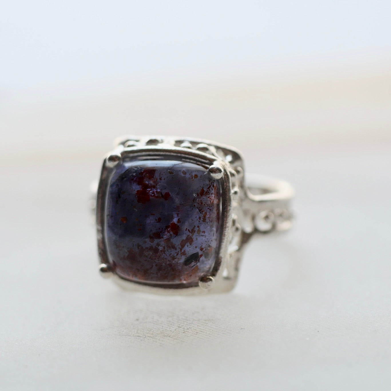 43. Iolite Sunstone Silver Ring / 23R137