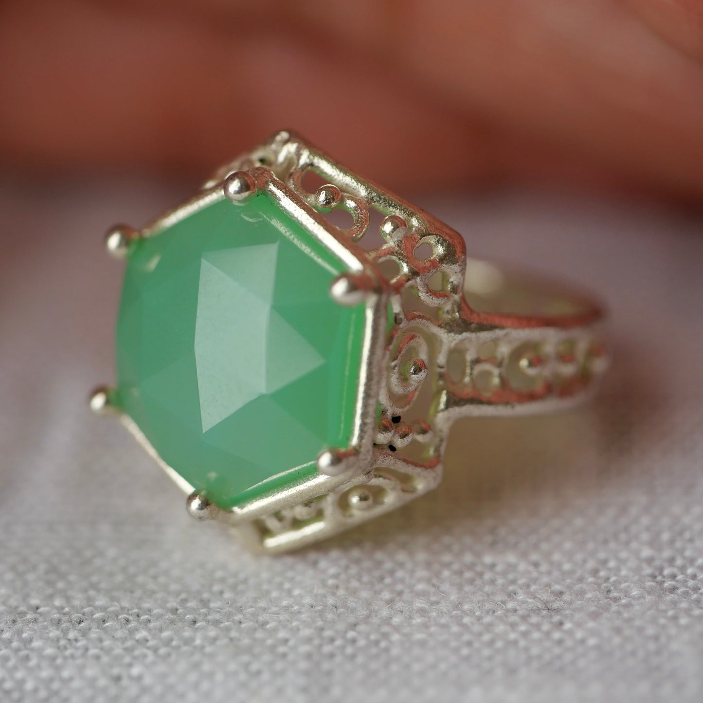 57. Chrysoprase Silver Ring / 23R-64