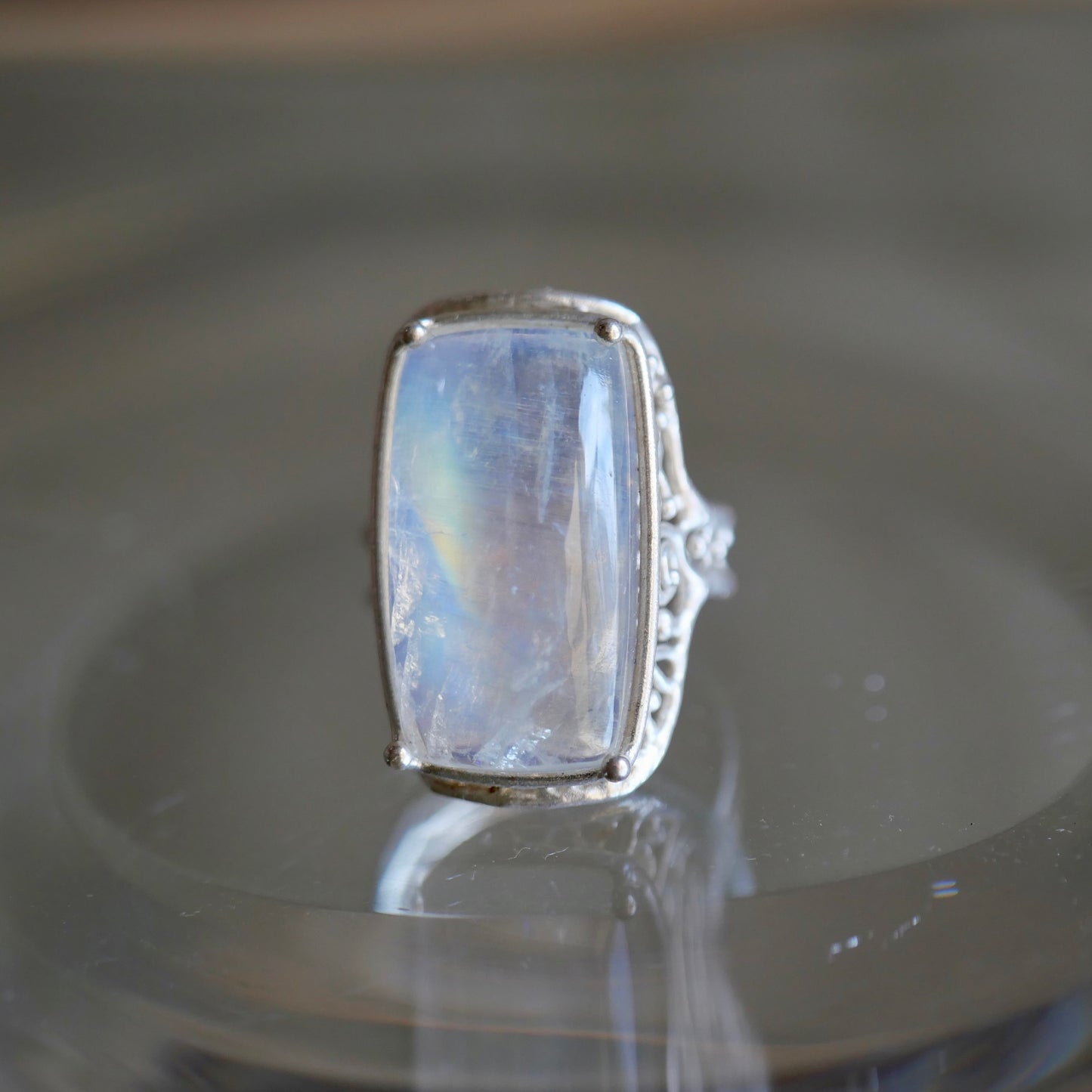 42. Rainbow Moonstone Silver Ring / 23 R-168