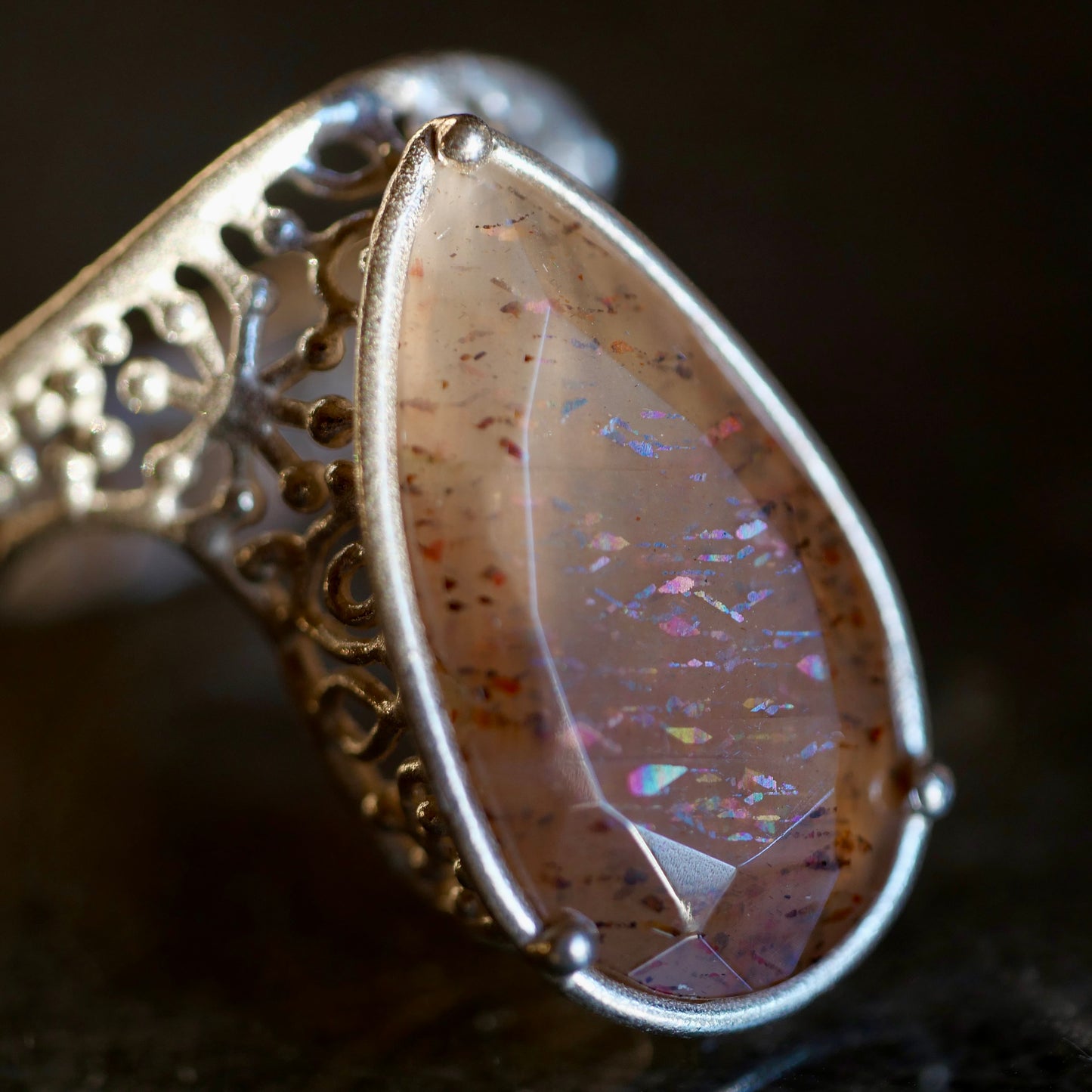 84. Confetti Sunstone Silver Ring / 24R-64