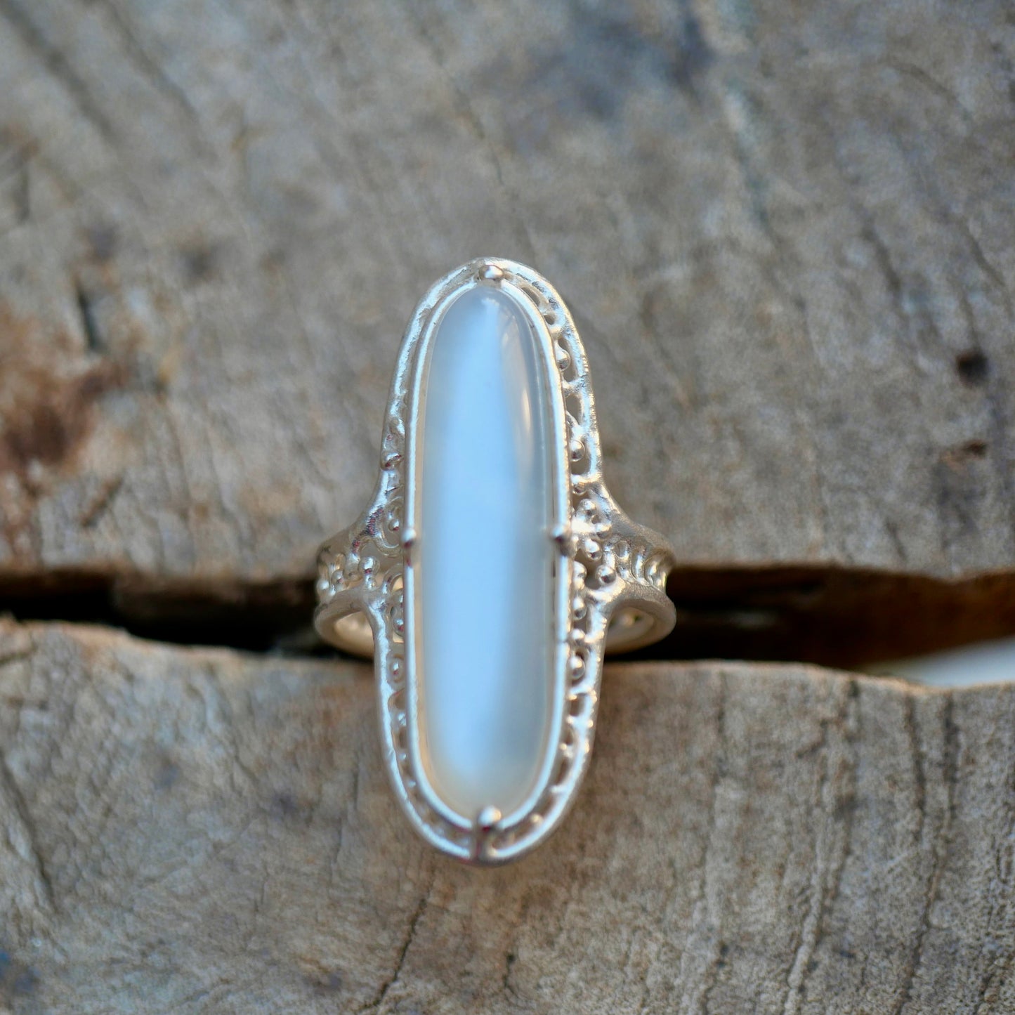 23. Moonstone Silver Ring / 22R-234