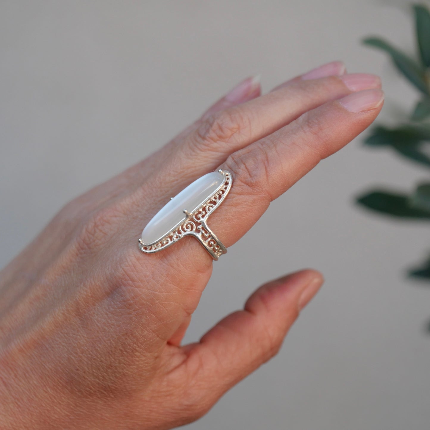 23. Moonstone Silver Ring / 22R-234