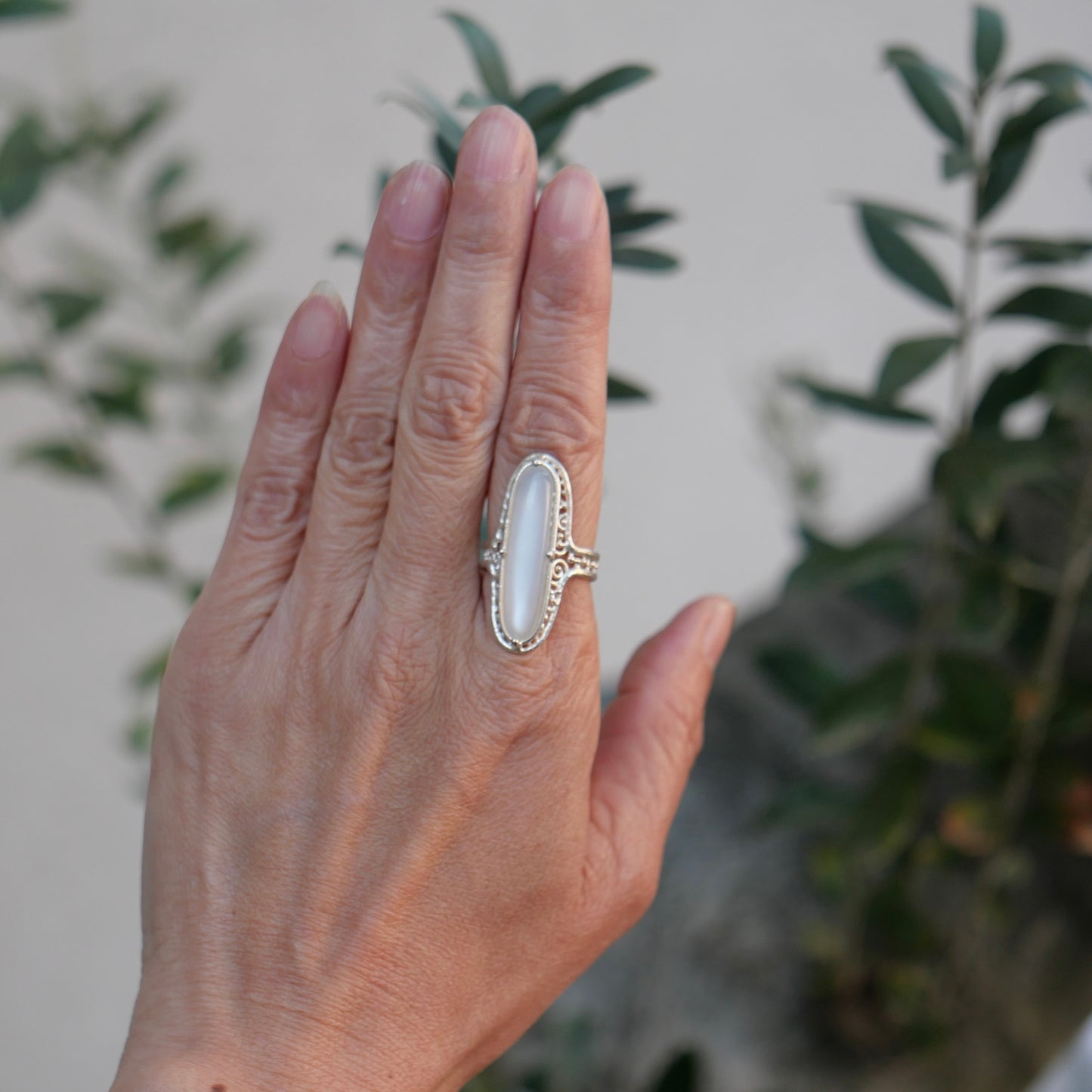 23. Moonstone Silver Ring / 22R-234