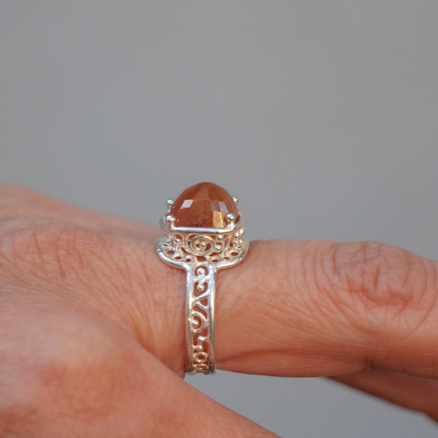 26. Orange Sapphire Silver Ring / 22R-487